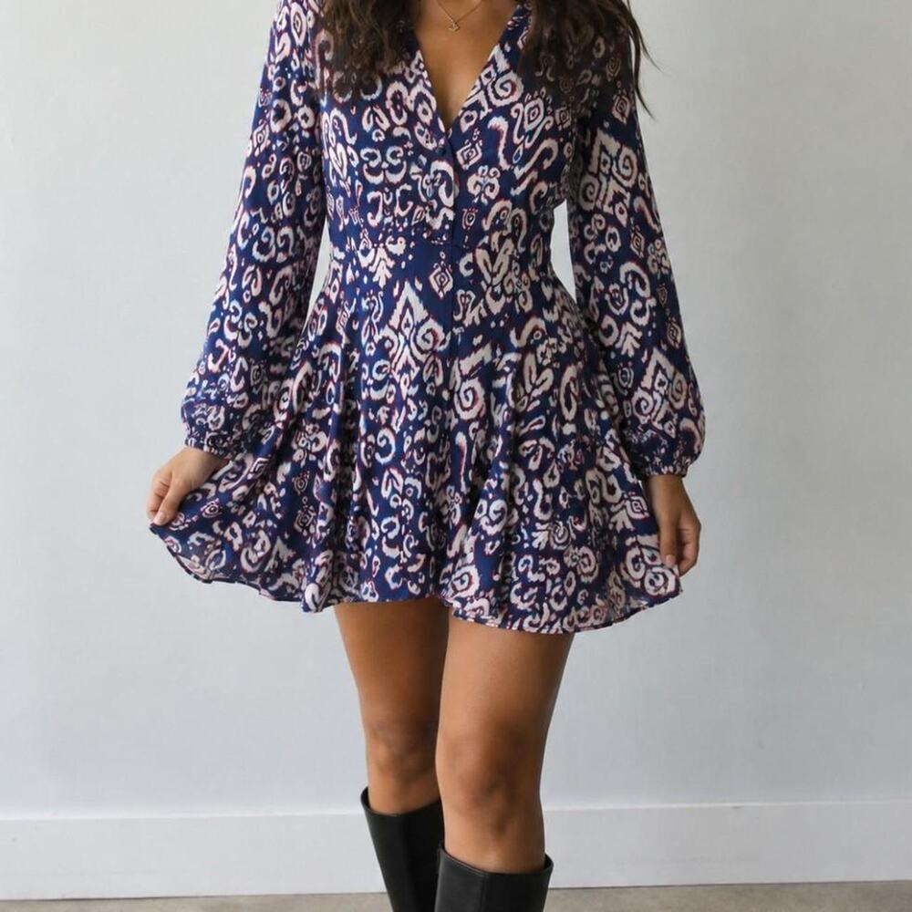 Zara womens printed v neck dress